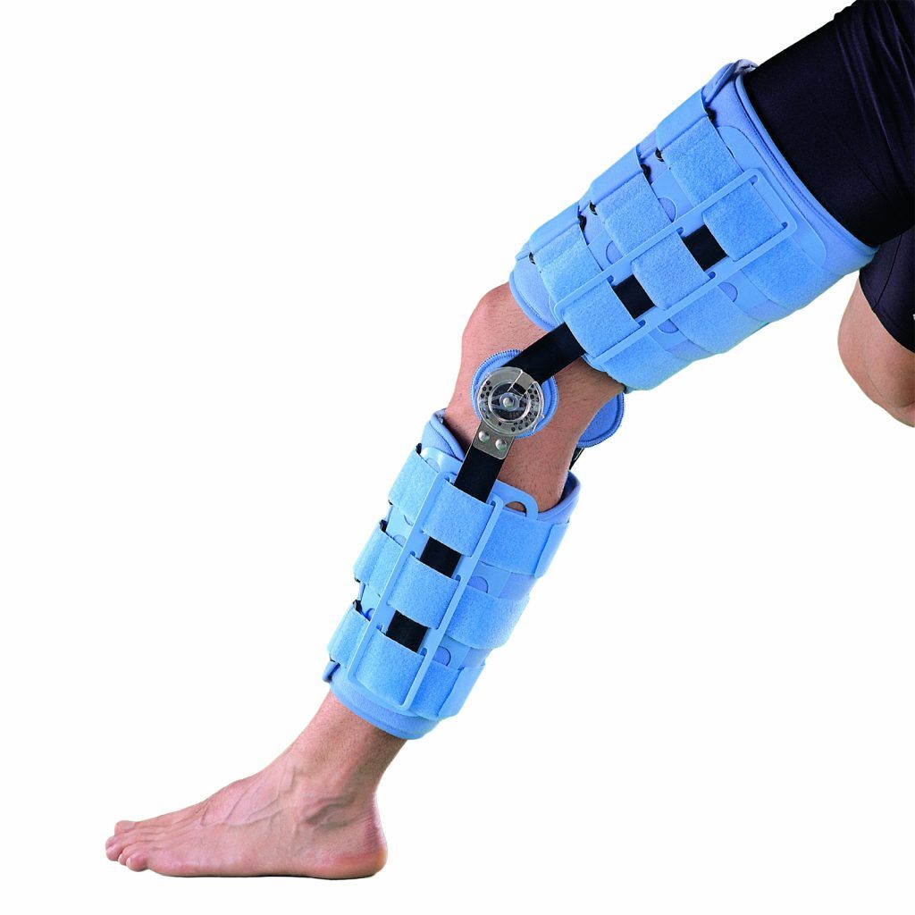 Ортез на коленный сустав 4039-22 OPPO Medical, сильная фиксация купить в OrtoMir24